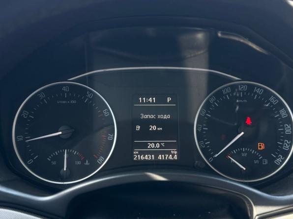 Skoda Octavia II (A5) Рестайлинг с пробегом 2011 года, цена 509 000 рублей, 216431 км, лифтбек, Автокод Объявления