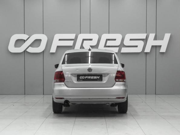 Volkswagen Polo V Рестайлинг с пробегом 2017 года, цена 999 000 рублей, 139535 км, седан, Автокод Объявления