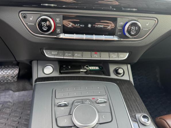 Audi Q5 II (FY) с пробегом 2018 года, цена 2 599 000 рублей, 194000 км, внедорожник, Автокод Объявления