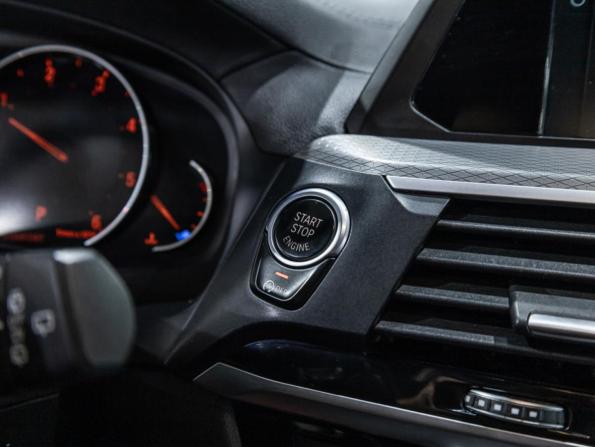 BMW X3 III (G01) с пробегом 2018 года, цена 2 975 989 рублей, 195000 км, внедорожник, Автокод Объявления