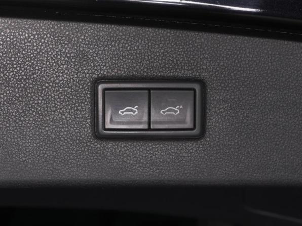 Volkswagen Tiguan II с пробегом 2017 года, цена 2 690 000 рублей, 169838 км, внедорожник, Автокод Объявления