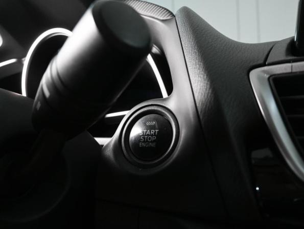 Mazda 3 II (BL) Рестайлинг с пробегом 2013 года, цена 1 240 000 рублей, 144340 км, седан, Автокод Объявления