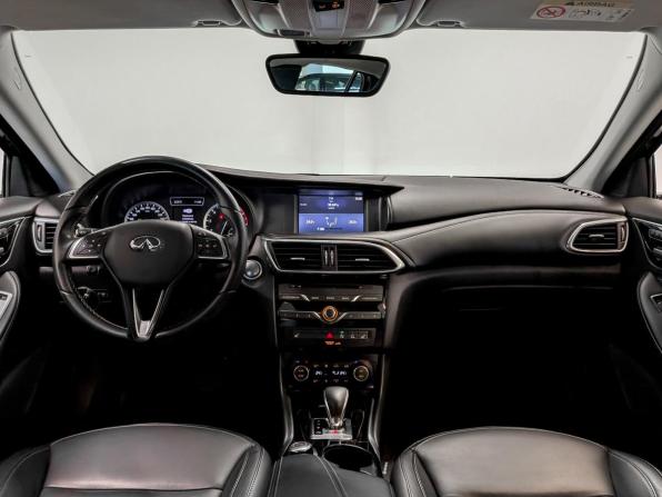 Infiniti QX30 с пробегом 2017 года, цена 2 250 000 рублей, 109103 км, внедорожник, Автокод Объявления
