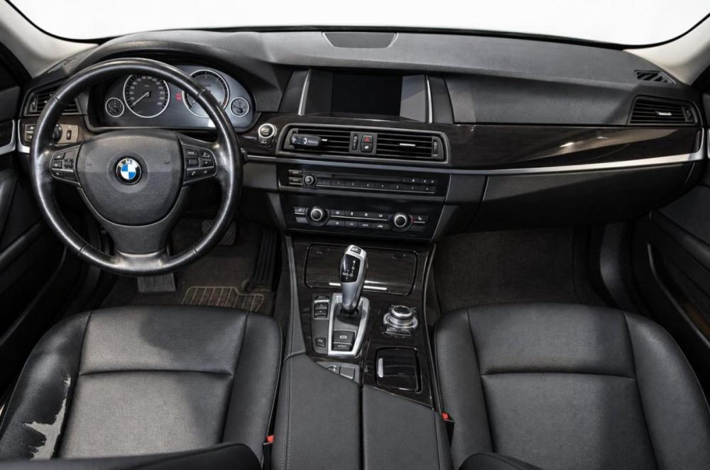 BMW 5 серии VI (F10/F11/F07) Рестайлинг Челябинск  - изображение 11