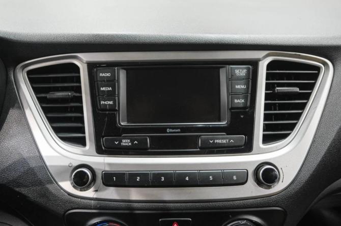 Hyundai Solaris II Рестайлинг с пробегом 2021 года, цена 1 199 000 рублей, 115000 км, седан, Автокод Объявления