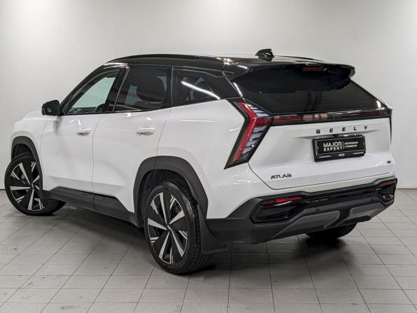 Geely Atlas II с пробегом 2024 года, цена 2 890 000 рублей, 31798 км, внедорожник, Автокод Объявления