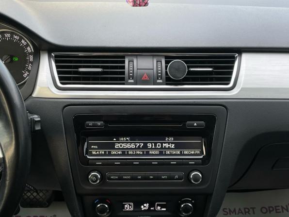 Skoda Rapid I с пробегом 2015 года, цена 1 090 000 рублей, 221000 км, лифтбек, Автокод Объявления