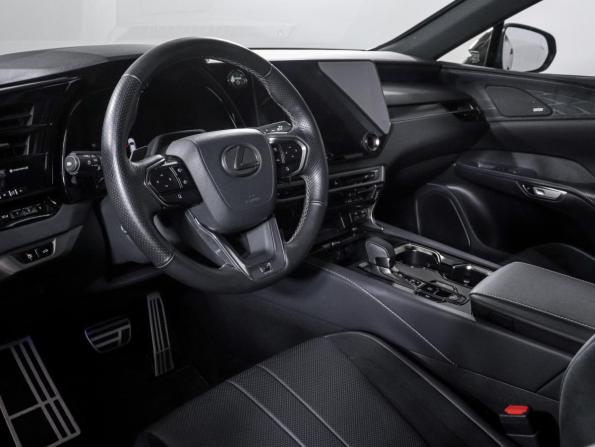 Lexus RX V с пробегом 2023 года, цена 10 900 000 рублей, 8330 км, внедорожник, Автокод Объявления