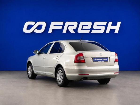 Skoda Octavia II (A5) Рестайлинг с пробегом 2012 года, цена 899 999 рублей, 163747 км, лифтбек, Автокод Объявления