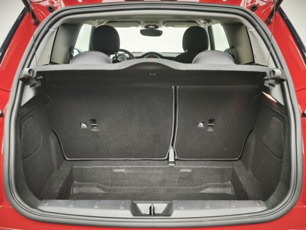 Mini Hatch III (F55/F56) Рестайлинг с пробегом 2020 года, цена 2 294 000 рублей, 54726 км, хэтчбек, Автокод Объявления
