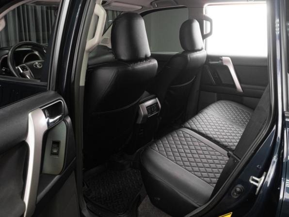 Toyota Land Cruiser Prado 150 Series с пробегом 2011 года, цена 3 299 000 рублей, 199176 км, внедорожник, Автокод Объявления