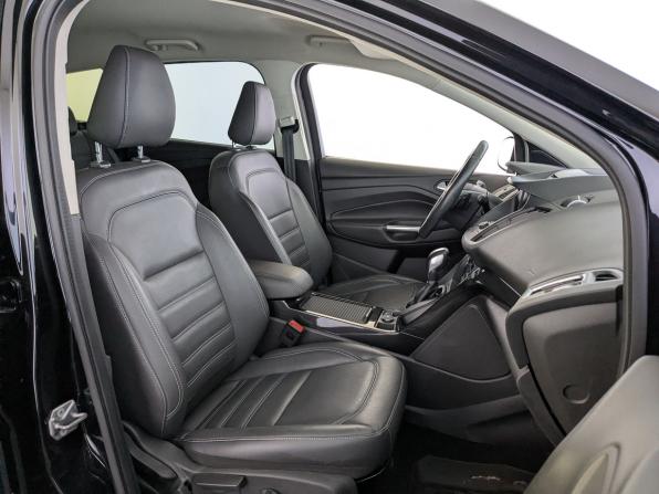 Ford Kuga II Рестайлинг с пробегом 2017 года, цена 1 700 000 рублей, 89000 км, внедорожник, Автокод Объявления