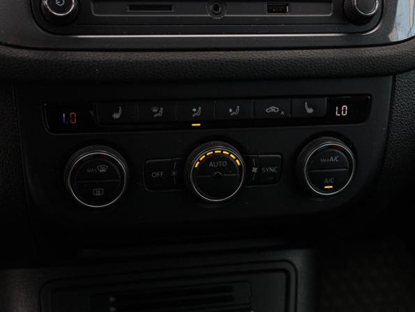 Volkswagen Tiguan I Рестайлинг с пробегом 2016 года, цена 1 440 000 рублей, 203161 км, внедорожник, Автокод Объявления