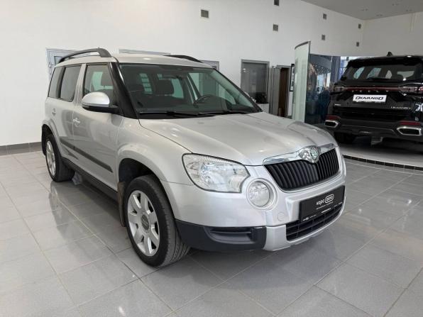Skoda Yeti I с пробегом 2013 года, цена 864 000 рублей, 185361 км, внедорожник, Автокод Объявления
