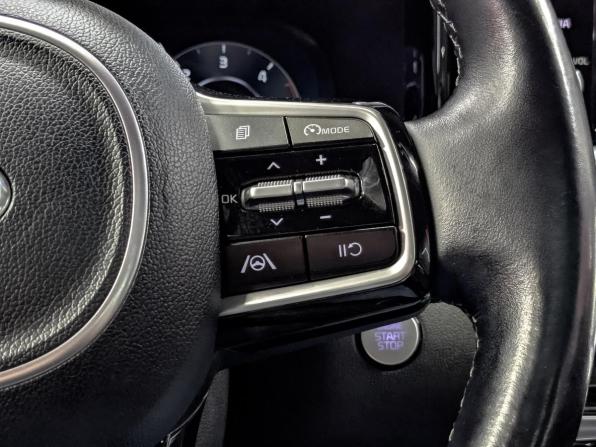 Kia Sorento IV с пробегом 2021 года, цена 3 700 000 рублей, 81833 км, внедорожник, Автокод Объявления