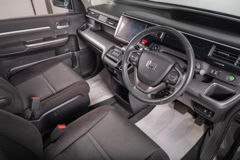 Honda Stepwgn V Рестайлинг Томск  - изображение 9