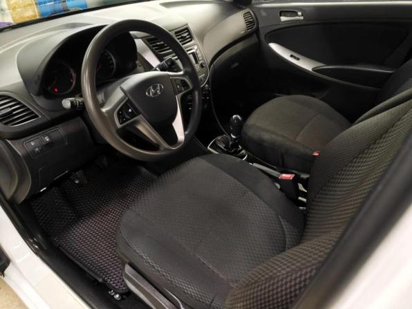 Hyundai Solaris I Рестайлинг с пробегом 2014 года, цена 634 400 рублей, 254200 км, седан, Автокод Объявления