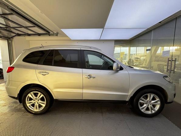 Hyundai Santa Fe II Рестайлинг с пробегом 2011 года, цена 1 250 000 рублей, 245222 км, внедорожник, Автокод Объявления