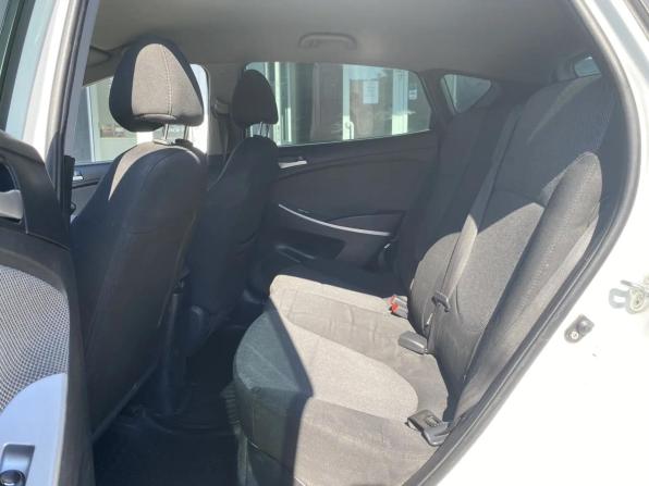 Hyundai Solaris I с пробегом 2014 года, цена 735 000 рублей, 157400 км, хэтчбек, Автокод Объявления