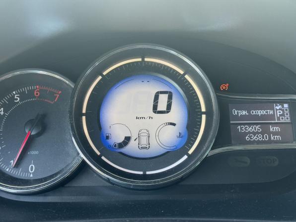 Renault Fluence I Рестайлинг с пробегом 2013 года, цена 835 000 рублей, 133144 км, седан, Автокод Объявления