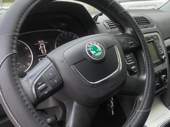 Skoda Octavia II (A5) Рестайлинг с пробегом 2012 года, цена 649 000 рублей, 281988 км, универсал, Автокод Объявления