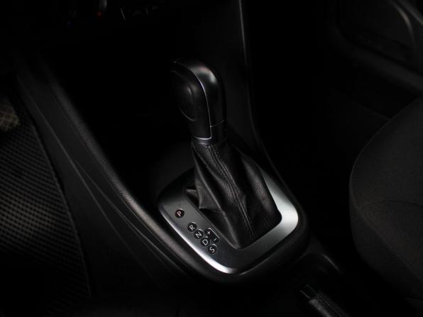 Volkswagen Polo V Рестайлинг с пробегом 2016 года, цена 970 000 рублей, 265000 км, седан, Автокод Объявления