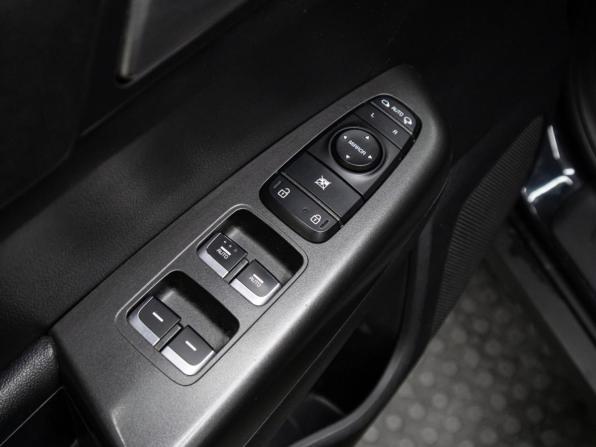 Kia Sportage IV с пробегом 2018 года, цена 1 598 000 рублей, 202471 км, внедорожник, Автокод Объявления