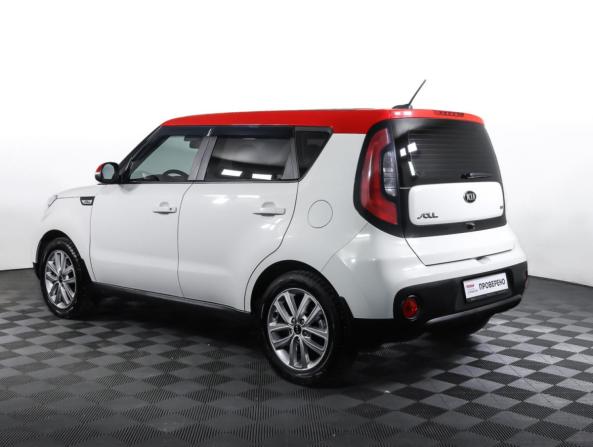 Kia Soul II Рестайлинг с пробегом 2017 года, цена 1 789 000 рублей, 67000 км, хэтчбек, Автокод Объявления