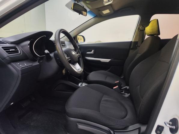 Kia Rio III с пробегом 2012 года, цена 1 030 000 рублей, 112612 км, хэтчбек, Автокод Объявления