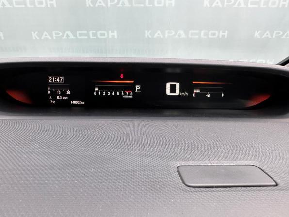 Honda Stepwgn V Рестайлинг с пробегом 2018 года, цена 1 900 000 рублей, 148050 км, минивэн, Автокод Объявления