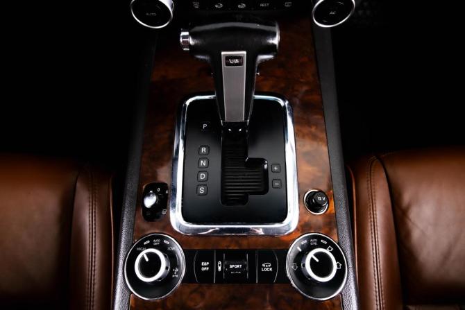 Volkswagen Touareg I Рестайлинг с пробегом 2008 года, цена 1 299 000 рублей, 328889 км, внедорожник, Автокод Объявления