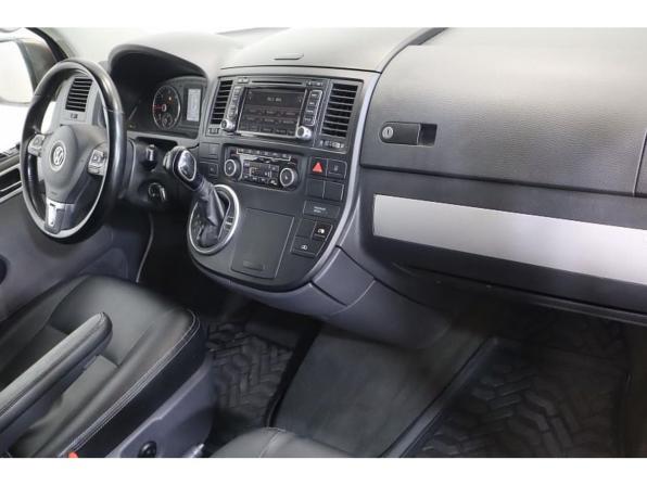 Volkswagen Multivan T5 Рестайлинг с пробегом 2010 года, цена 2 549 000 рублей, 305854 км, минивэн, Автокод Объявления