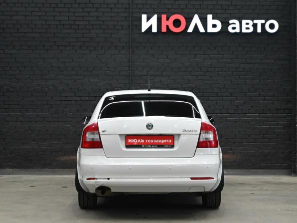 Skoda Octavia II (A5) Рестайлинг с пробегом 2012 года, цена 900 000 рублей, 163153 км, лифтбек, Автокод Объявления