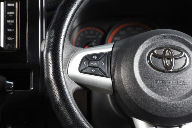 Toyota Roomy I с пробегом 2020 года, цена 1 229 000 рублей, 55000 км, микровэн, Автокод Объявления