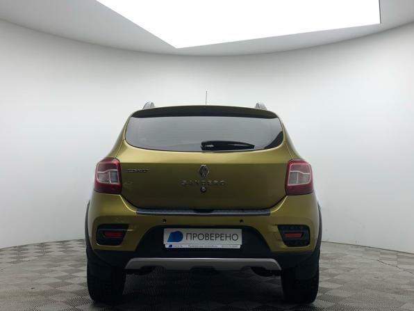 Renault Sandero II с пробегом 2016 года, цена 889 000 рублей, 131278 км, хэтчбек, Автокод Объявления