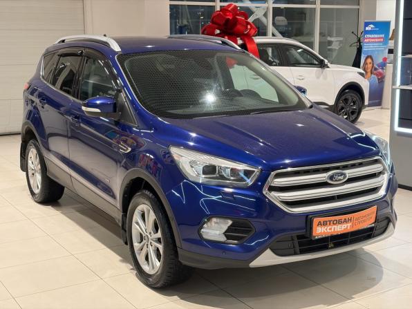 Ford Kuga II Рестайлинг с пробегом 2018 года, цена 1 549 000 рублей, 138000 км, внедорожник, Автокод Объявления