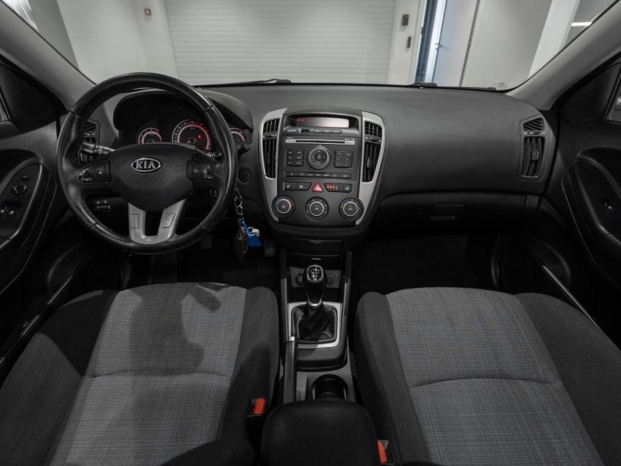 Kia Ceed I Москва  - изображение 8