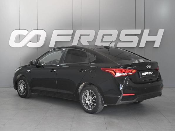 Hyundai Solaris II с пробегом 2018 года, цена 1 529 000 рублей, 115301 км, седан, Автокод Объявления