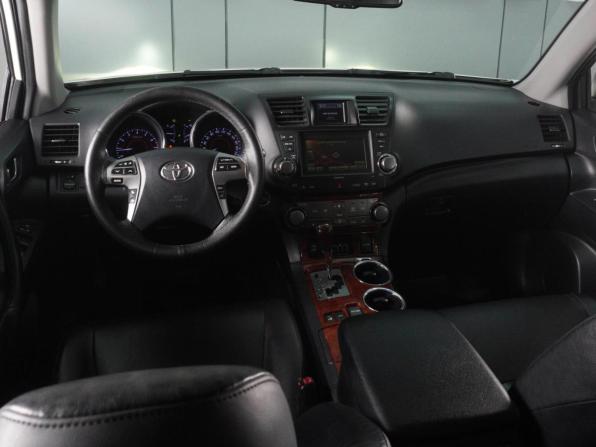 Toyota Highlander II (XU40) Рестайлинг с пробегом 2013 года, цена 1 499 000 рублей, 252040 км, внедорожник, Автокод Объявления