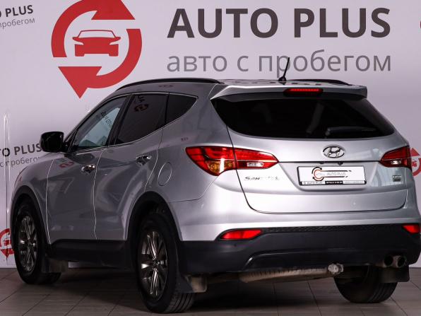 Hyundai Santa Fe III с пробегом 2013 года, цена 1 695 000 рублей, 195000 км, внедорожник, Автокод Объявления