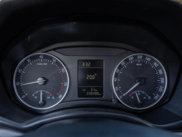 Skoda Octavia II (A5) Рестайлинг с пробегом 2012 года, цена 739 000 рублей, 228388 км, лифтбек, Автокод Объявления