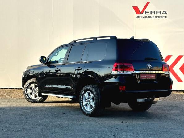 Toyota Land Cruiser 200 Series Рестайлинг 2 с пробегом 2018 года, цена 6 200 000 рублей, 218336 км, внедорожник, Автокод Объявления