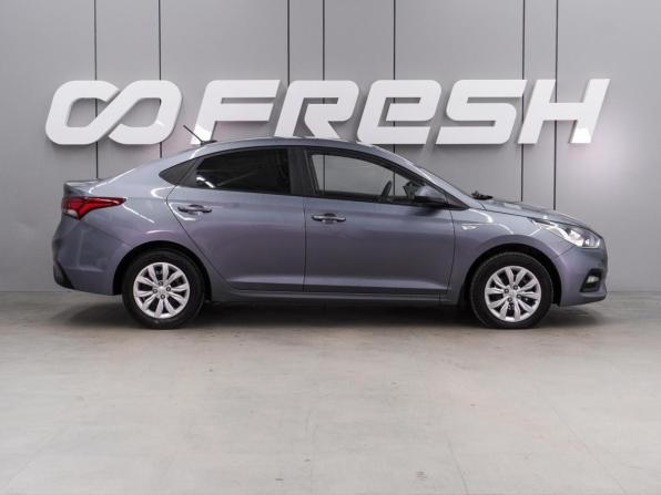 Hyundai Solaris II с пробегом 2019 года, цена 1 399 000 рублей, 128902 км, седан, Автокод Объявления