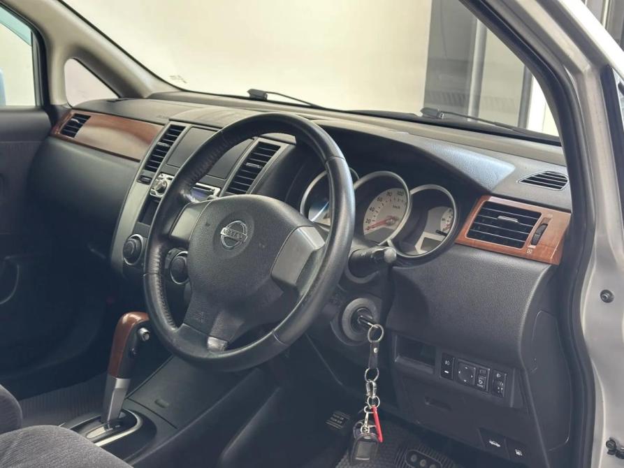 Nissan Tiida I Рестайлинг Барнаул  - изображение 18