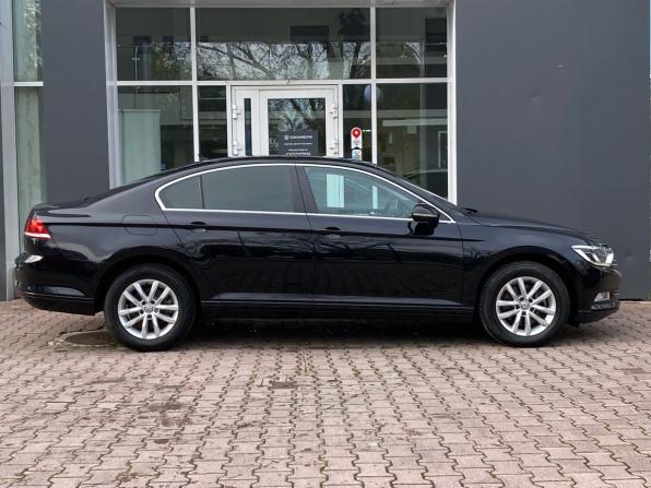 Volkswagen Passat B8 с пробегом 2019 года, цена 2 459 000 рублей, 60000 км, седан, Автокод Объявления