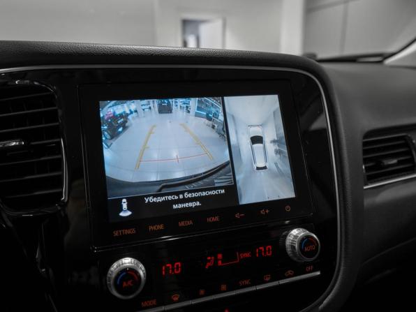 Mitsubishi Outlander III Рестайлинг 3 с пробегом 2021 года, цена 3 145 000 рублей, 55456 км, внедорожник, Автокод Объявления