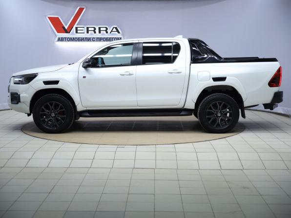 Toyota Hilux VIII Рестайлинг 2 с пробегом 2022 года, цена 5 650 000 рублей, 64963 км, offers.body_type.unknown, Автокод Объявления