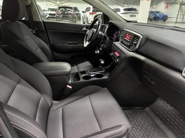 Kia Sportage IV Рестайлинг с пробегом 2019 года, цена 2 290 000 рублей, 80001 км, внедорожник, Автокод Объявления