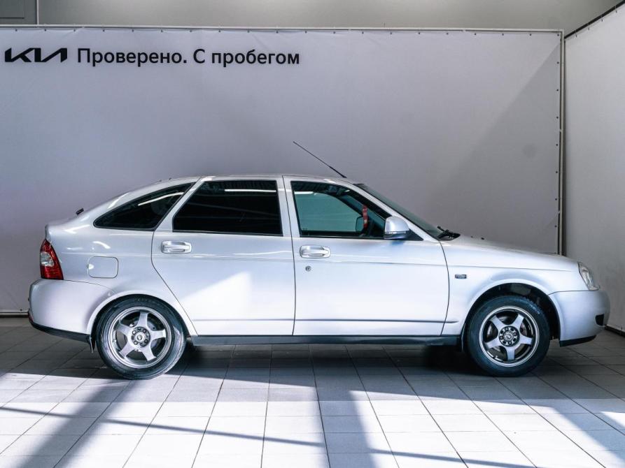 Lada (ВАЗ) Priora I Рестайлинг Красноярск  - изображение 7