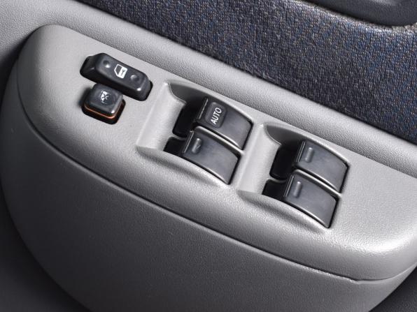 Toyota FunCargo с пробегом 2000 года, цена 420 999 рублей, 250733 км, компактвэн, Автокод Объявления
